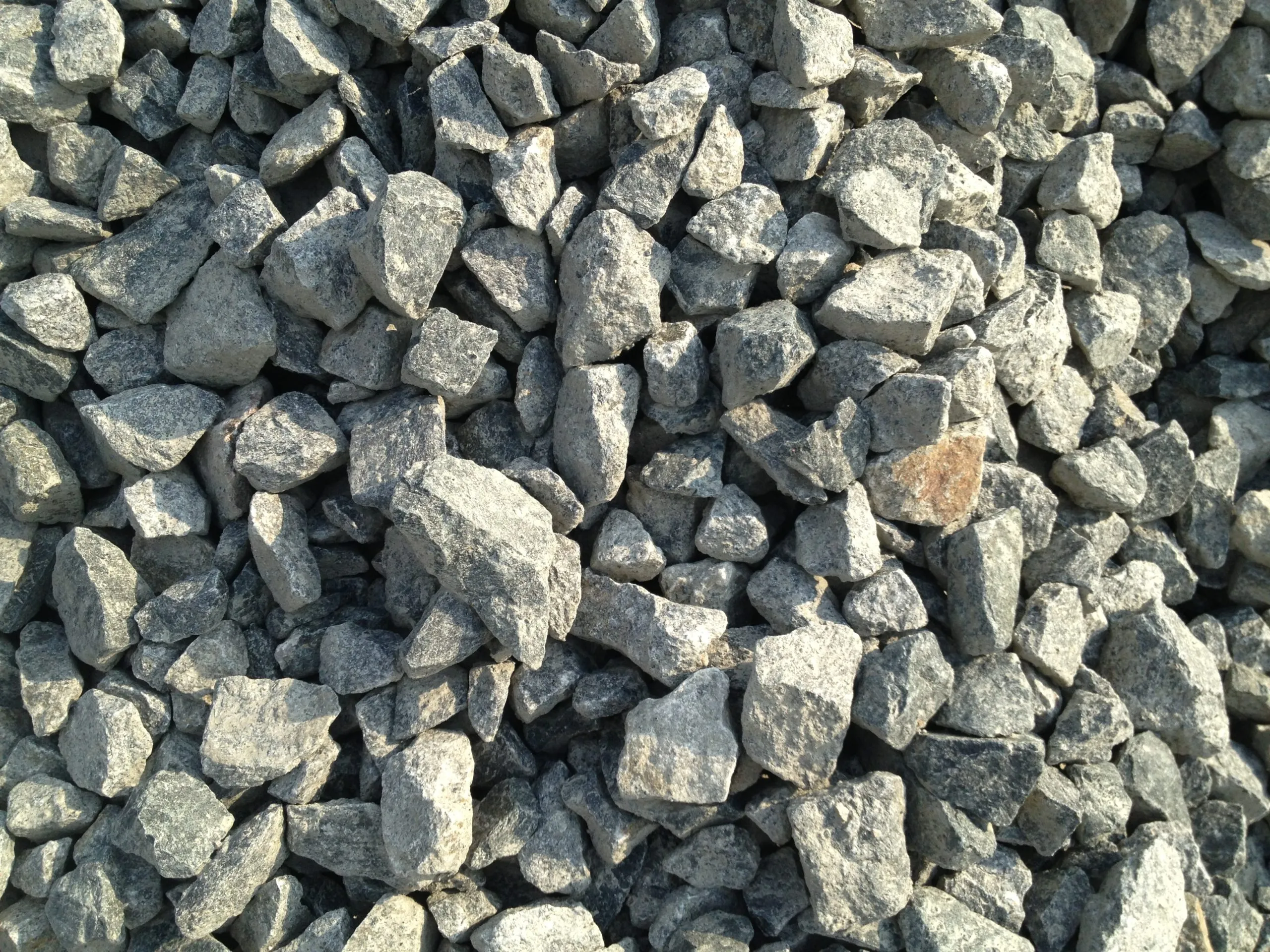 Щебень гранитный 40-70 мм